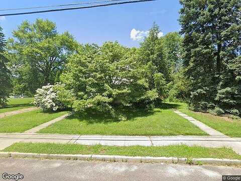 Broadway, RUNNEMEDE, NJ 08078