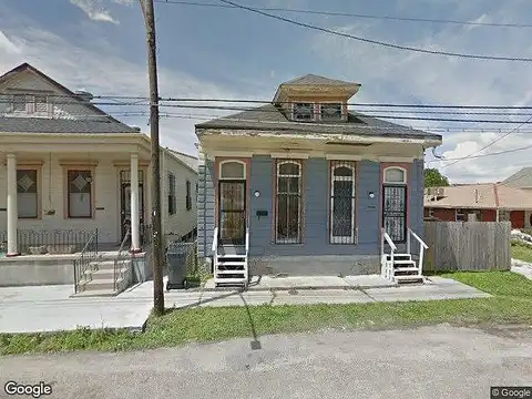 Mandeville, NEW ORLEANS, LA 70117