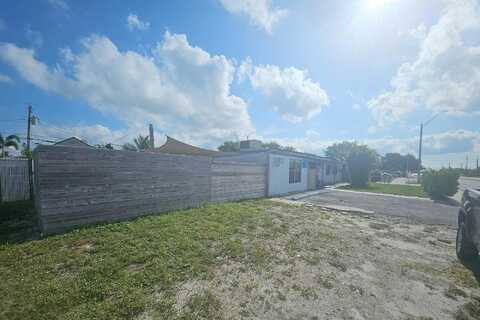 Sheridan, HOLLYWOOD, FL 33024