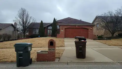 Marylake, COUNTRY CLUB HILLS, IL 60478