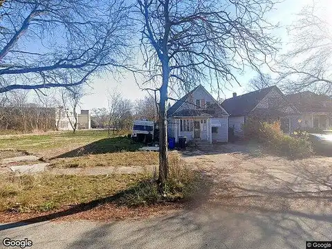 Woodrow, DETROIT, MI 48210