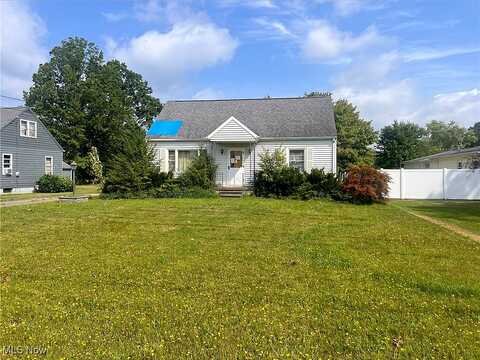 Center, WARREN, OH 44481