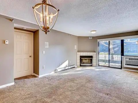 York, MINNEAPOLIS, MN 55435