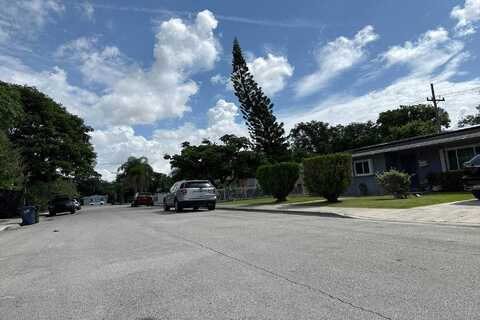 58Th, SOUTH MIAMI, FL 33143