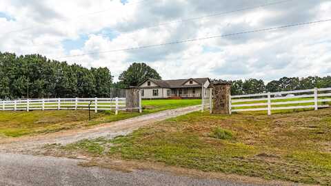 1241 CO RD 37, Fayette, AL 35555