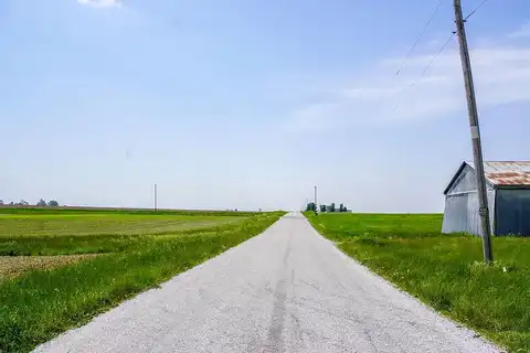 2250Th, ADAIR, IL 61411