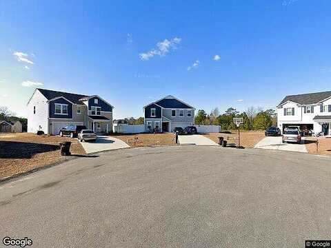 Hallow Oak, SPRING LAKE, NC 28390