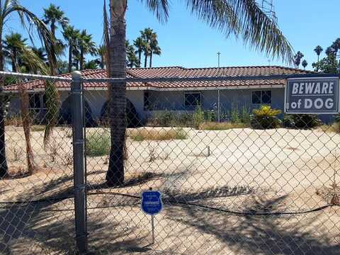 Porter, RIVERSIDE, CA 92504