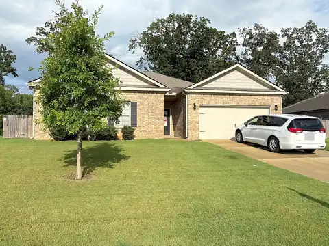 Beau Tisdale, OAKLAND, TN 38060