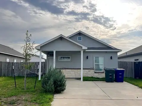 Gavilan, LAREDO, TX 78046