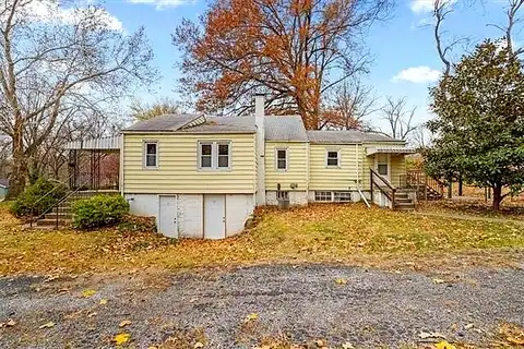 49Th, KANSAS CITY, MO 64119