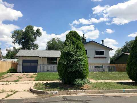 Royale, COLORADO SPRINGS, CO 80910