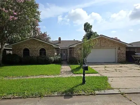 Moss, HOUMA, LA 70360