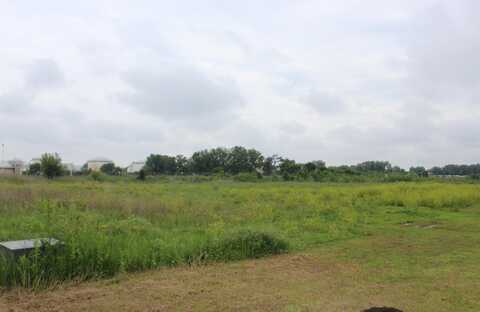 3220 Main Avenue, Clear Lake, IA 50428