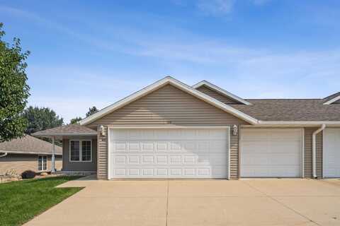 122 Presley Circle, Waterloo, IA 50701