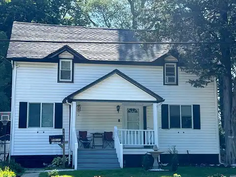 Spring, GRAND RAPIDS, MI 49503
