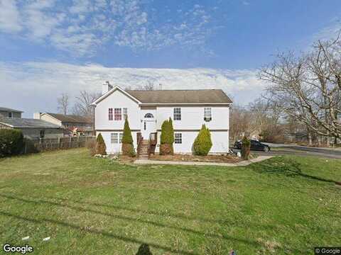 Schutt, MIDDLETOWN, NY 10940