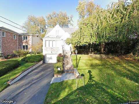 Northumberland, TEANECK, NJ 07666