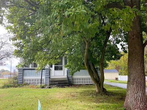 Hallock Young, WARREN, OH 44481