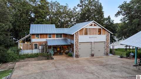986 Shawnee Bay Rd, Benton, KY 42025