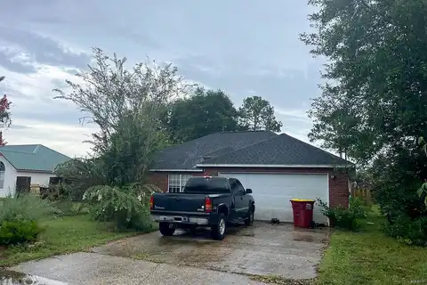 Gabrielle, CRESTVIEW, FL 32536