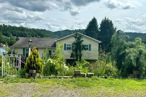 High, BELLAIRE, OH 43906