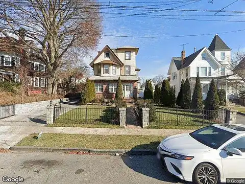 Cottage, MOUNT VERNON, NY 10550