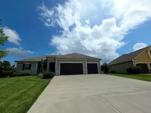 43Rd Street, BLUE SPRINGS, MO 64015