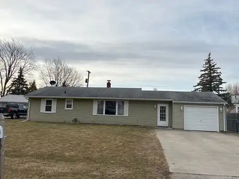 Sarah, BAY CITY, MI 48708