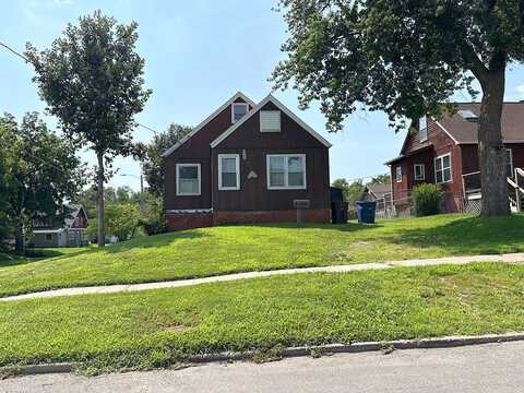 Oxford, DES MOINES, IA 50313