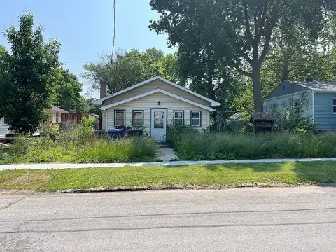 Bowdoin, DES MOINES, IA 50313