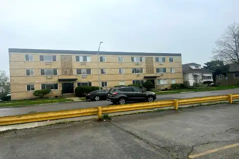 24Th Avenue, Bellwood, IL 60104