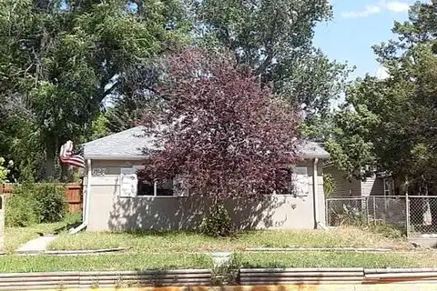 4Th, DOUGLAS, WY 82633