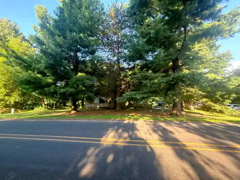 County Road 652, LAWTON, MI 49065