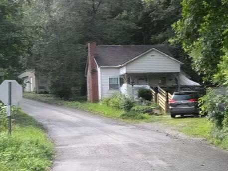 Powell Town, BREVARD, NC 28712