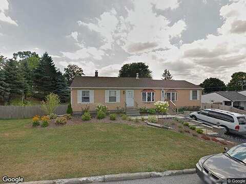 Brookhaven, EAST PROVIDENCE, RI 02914
