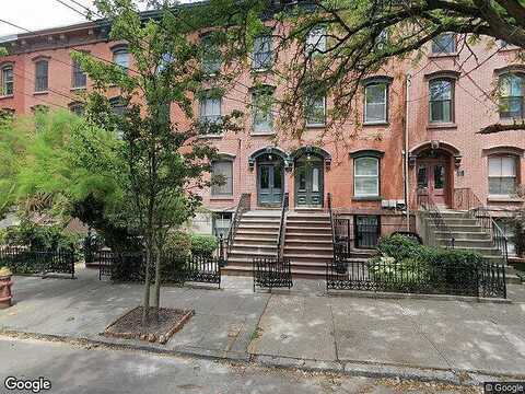 Sussex St, JERSEY CITY, NJ 07302