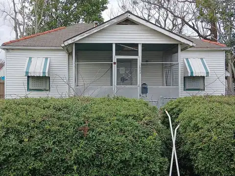 Tita, NEW ORLEANS, LA 70114