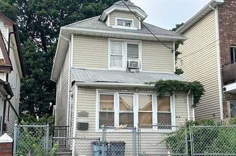 109Th, JAMAICA, NY 11433