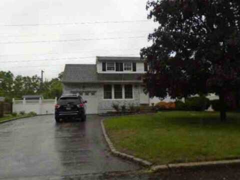 Avondale, CENTEREACH, NY 11720