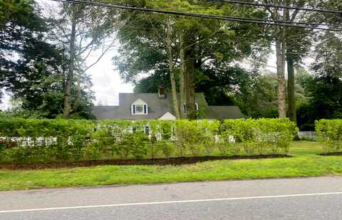 Neck, HUNTINGTON, NY 11743