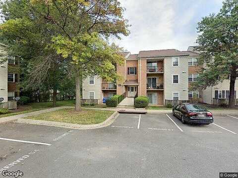 Streamside Dr, Gaithersburg, MD 20879