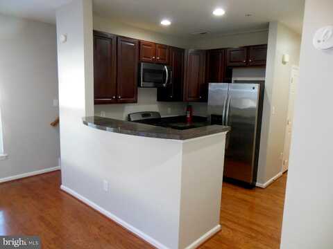 Fox Ct, Delran, NJ 08075
