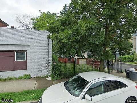 Oakwood, ORANGE, NJ 07050
