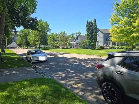 10Th, BRECKENRIDGE, MN 56520