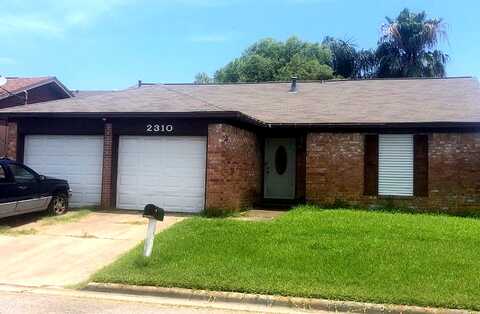 72Nd, GALVESTON, TX 77551