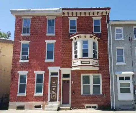 Oak, NORRISTOWN, PA 19401