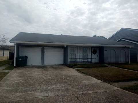 Redbud, HARVEY, LA 70058