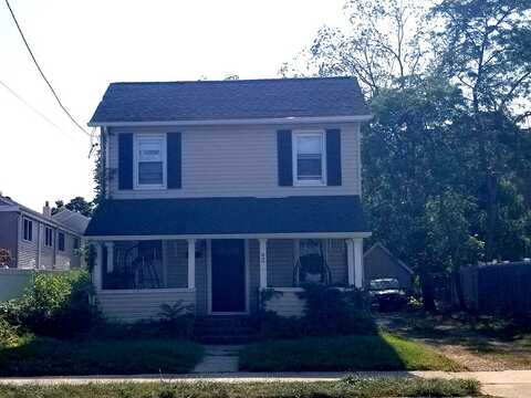 5Th, BAY SHORE, NY 11706