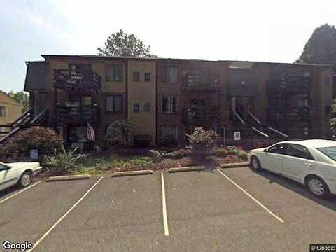 Hilltop, BROOKHAVEN, PA 19015